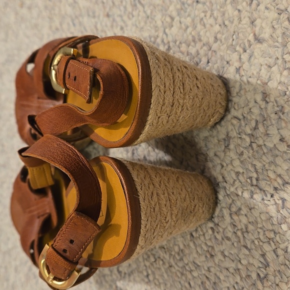 Franco Sarto Brown Sandals with Wedge Heel and Adjustable Strap - Picture 4 of 10